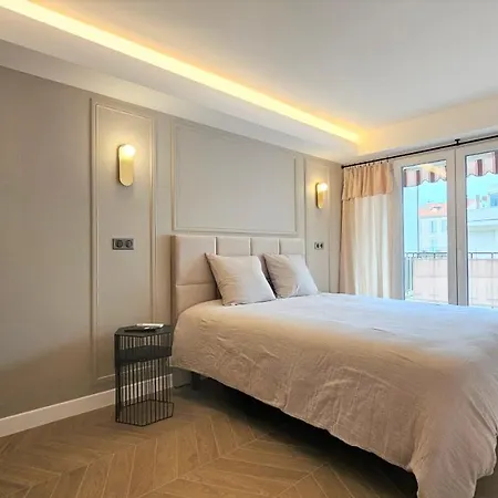 Banane 3 Pieces Renove Equipe Au Coeur De - Garage Prive * Κάννες